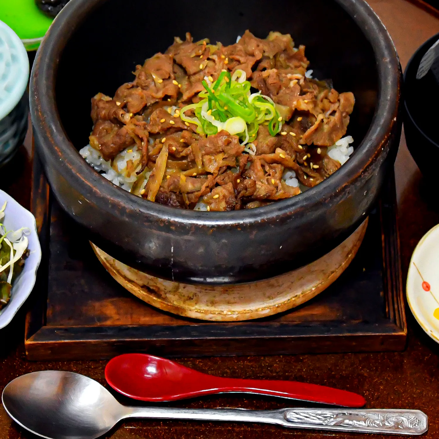 まる勝(まるまさ|〇勝)お膳メニューの写真